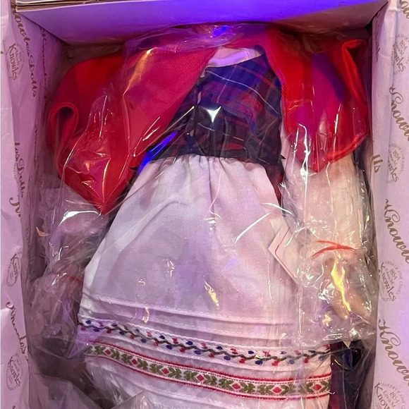 RARE~VINTAGE ~LIL RED RIDING HOOD~PORCELAIN DOLL~GRIM’S~ FAIRYTALE ~ - Picture 4 of 6